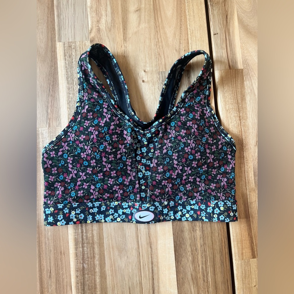 Nike Dri-fit Sports Bra floral mesh, size small